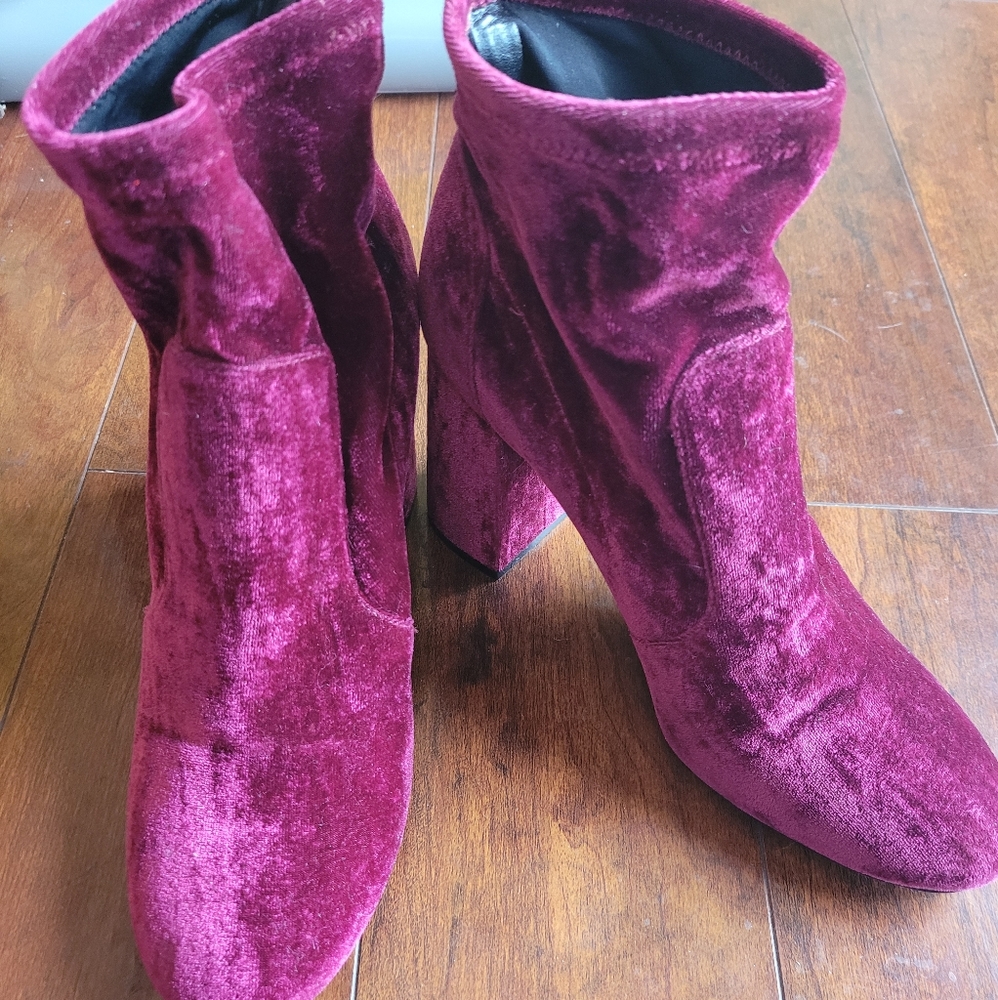 Hot pink velvet  booties size 9
